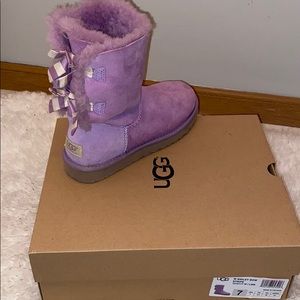 Ugg boots w Bailey Bow stripe